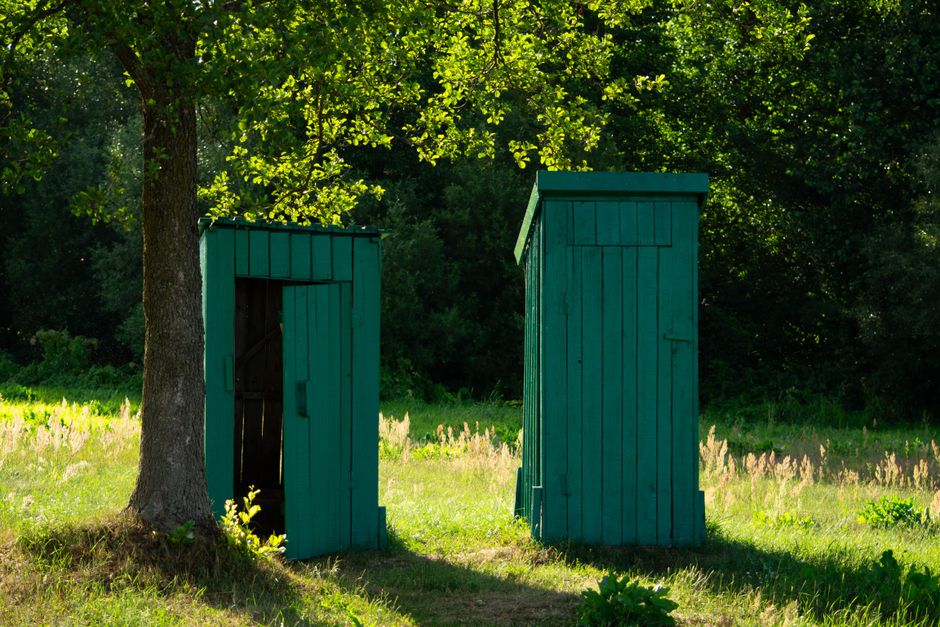 Toilettes sèches jardin